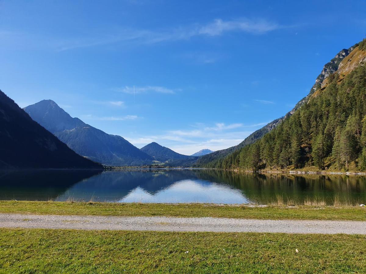 ロイテ Alpenhof Waengleアパートホテル エクステリア 写真
